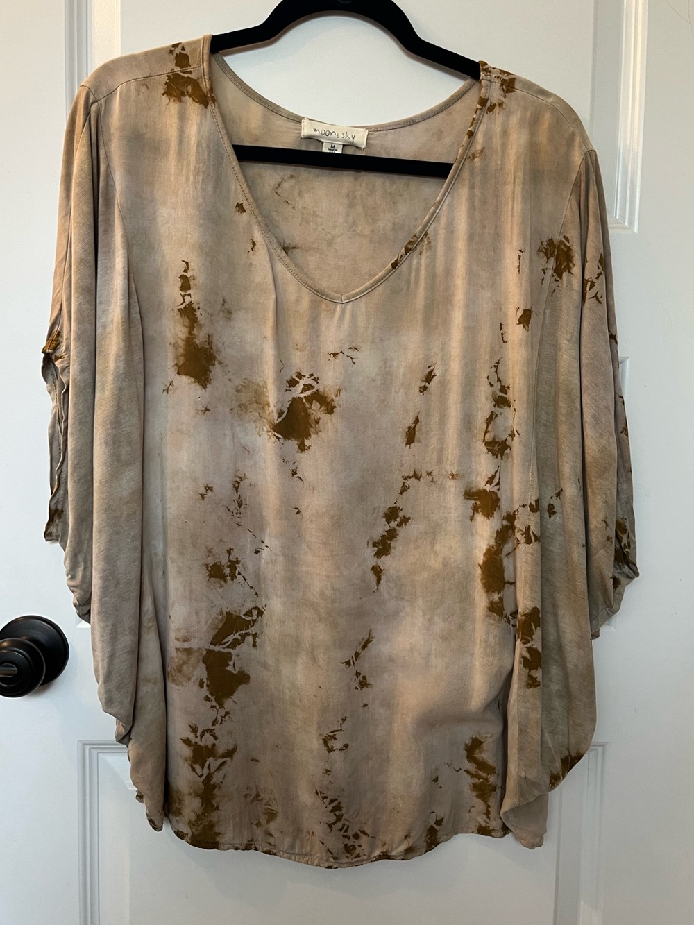 Moon&Sky Taupe and Brown Tie-Dye V-Neck Dolman Sleeve top